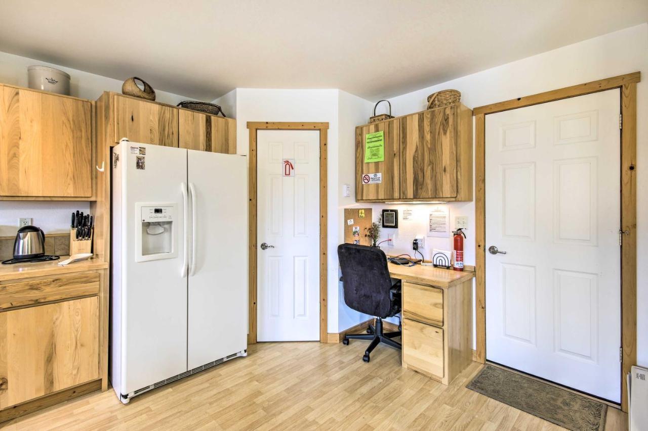 Inviting Townhome 30 Mi To Yellowstone Np! Emigrant Bagian luar foto